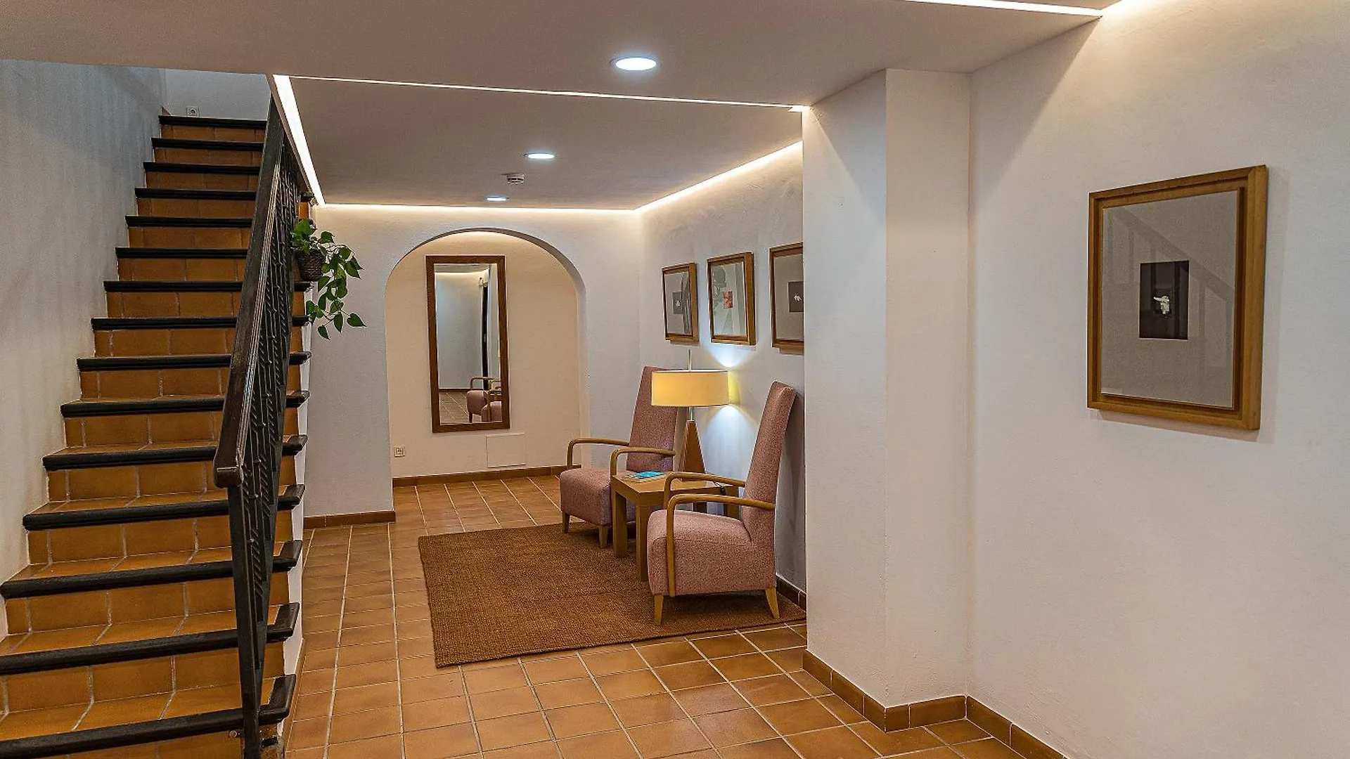Hotel-Restaurante Casa Garcia Almonaster La Real 0*,  Spain